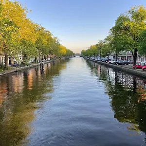 Canal View Bed & Breakfast Amsterdam